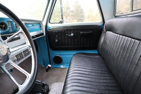 1965 Chevrolet C10 Custom Stepside 4x4 Dually
