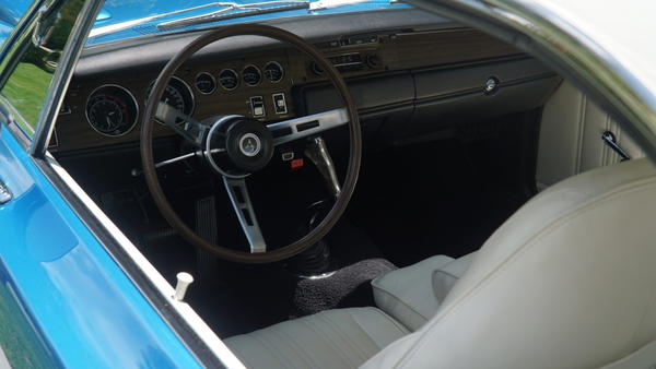 1970 Dodge Super Bee Hardtop Hemi 4-Speed