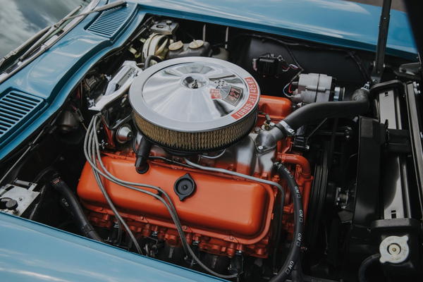 1966 Chevrolet Corvette Coupe L72 427/425 4-Speed